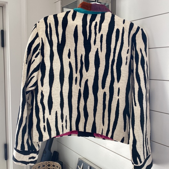 Jacket - Picture 8 of 14